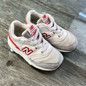 New Balance Boys’ Kids 997h Bungee Lace Sneaker